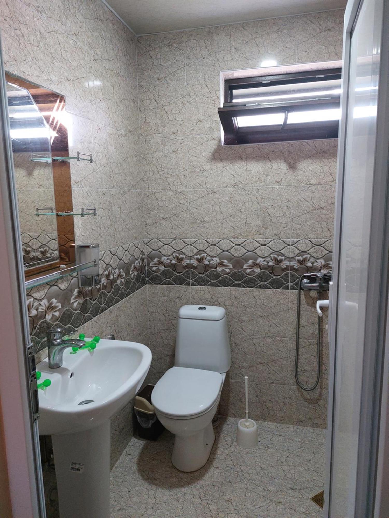 Hotel Sunny House Kobuleti Habitación foto