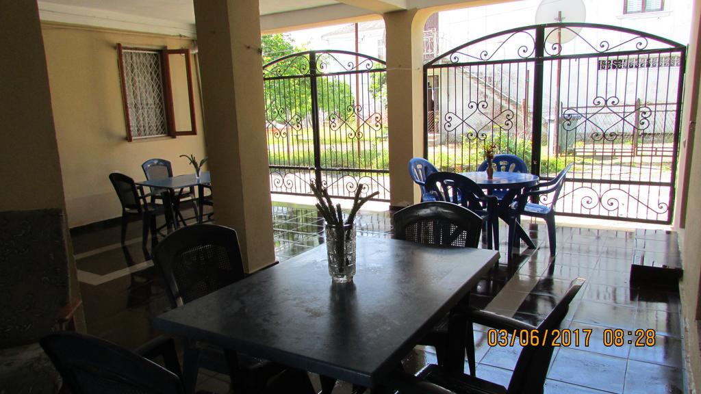 Hotel Sunny House Kobuleti Exterior foto