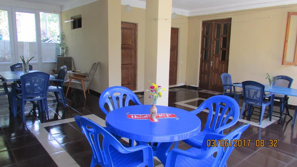 Hotel Sunny House Kobuleti Exterior foto