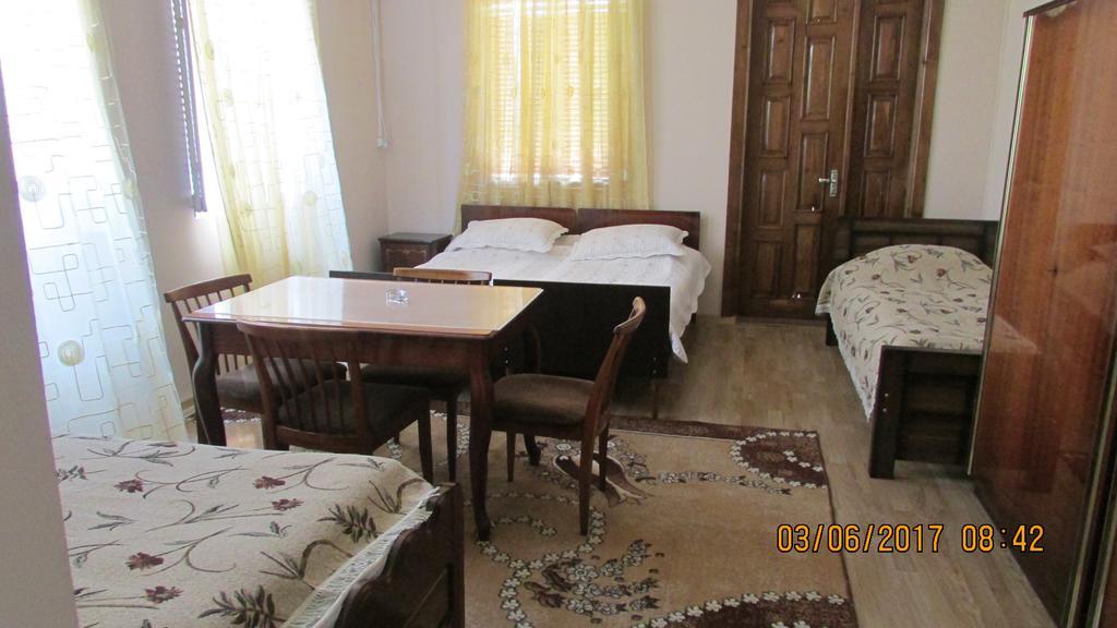 Hotel Sunny House Kobuleti Exterior foto