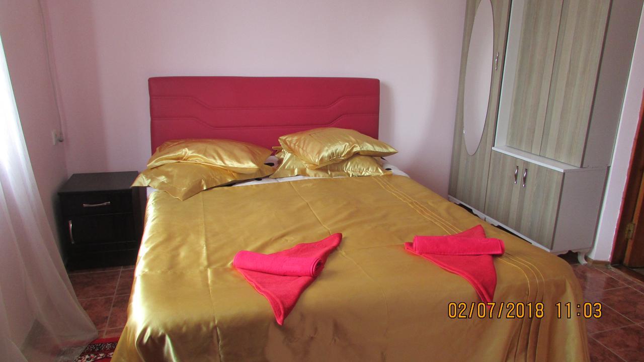Hotel Sunny House Kobuleti Exterior foto